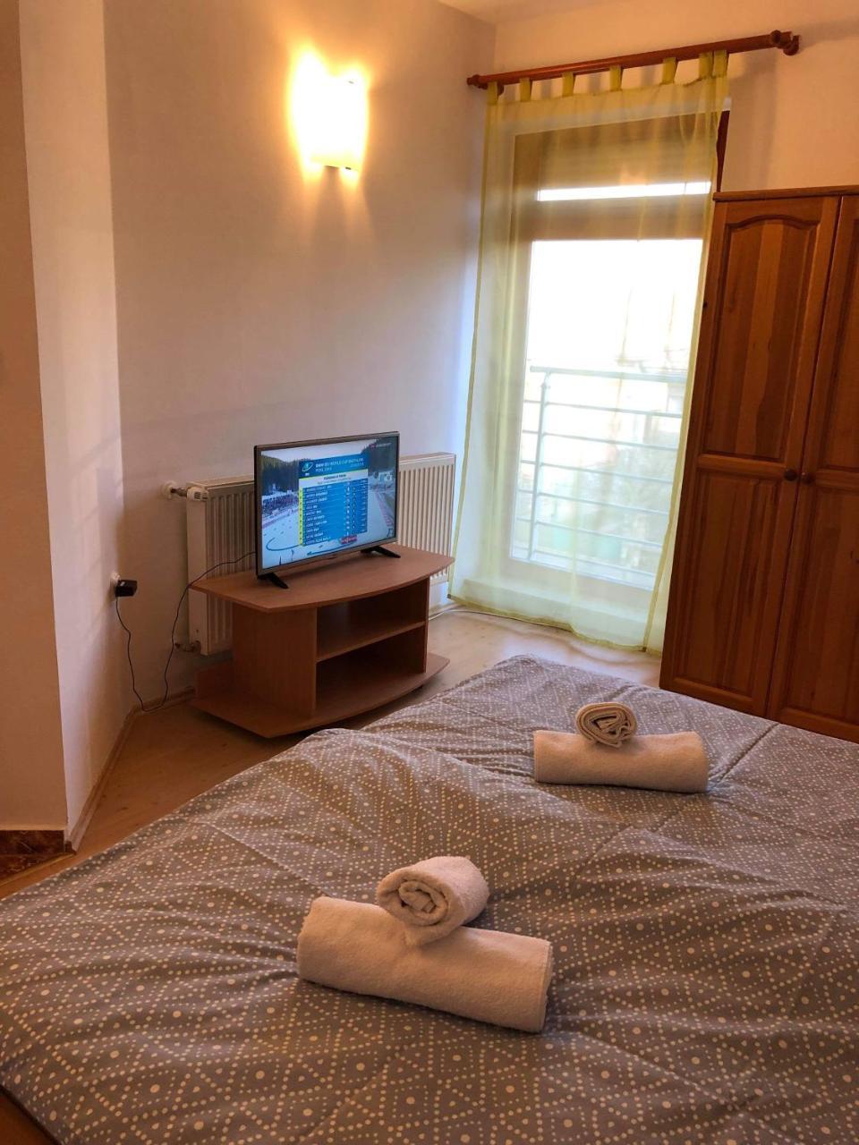 Kristaly Apartmanhaz Sarvar Exterior photo